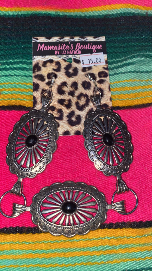 Large black/silver metal cap chain